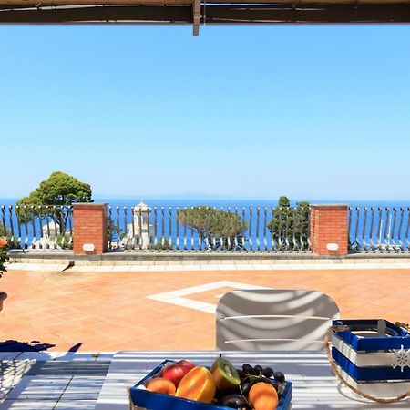 Aquamarine Relaxing Capri Suites Dış mekan fotoğraf
