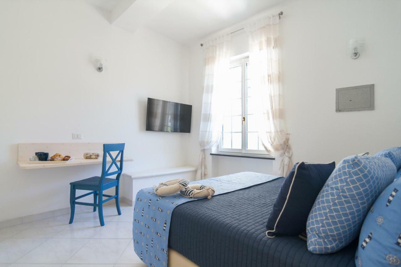 Aquamarine Relaxing Capri Suites Dış mekan fotoğraf