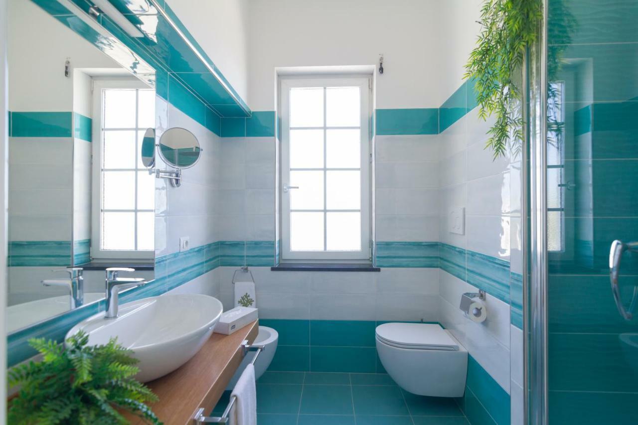Aquamarine Relaxing Capri Suites Dış mekan fotoğraf