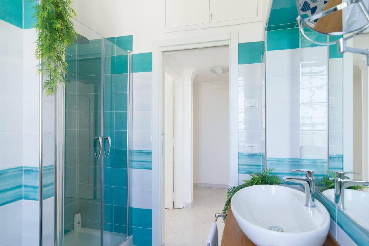 Aquamarine Relaxing Capri Suites Dış mekan fotoğraf